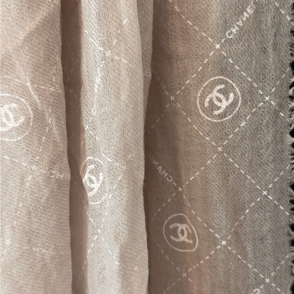 CHANEL Cashmere Light Gray Sheer Scarf